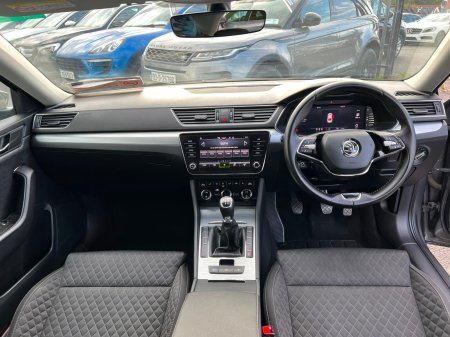 2022 Skoda Superb - photo 12