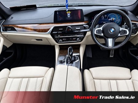 2018 BMW 5-Series - photo 9