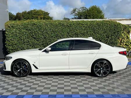 2021 BMW 5-Series - photo 3