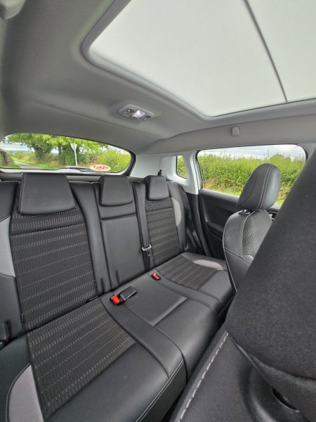 2019 Peugeot 2008 - photo 7