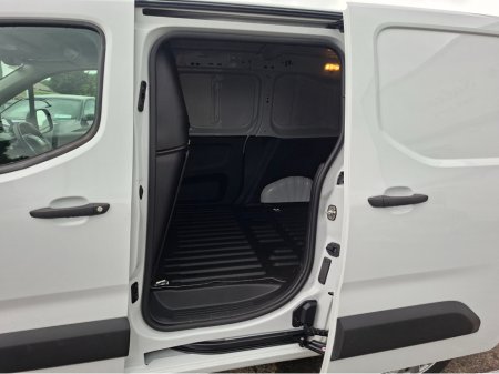 2023 Peugeot Partner - photo 13