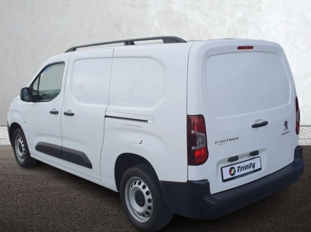 2020 Peugeot Partner - photo 17