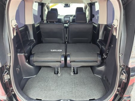 2016 Toyota Voxy - photo 30