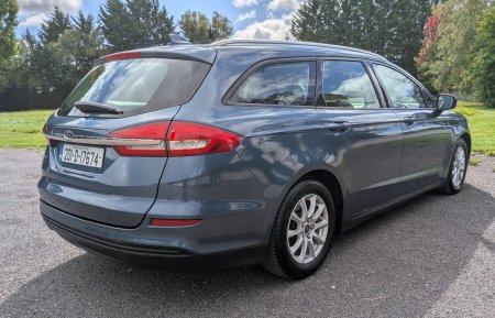 2020 Ford Mondeo - photo 6