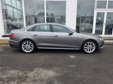 2022 Audi A4 - photo 2