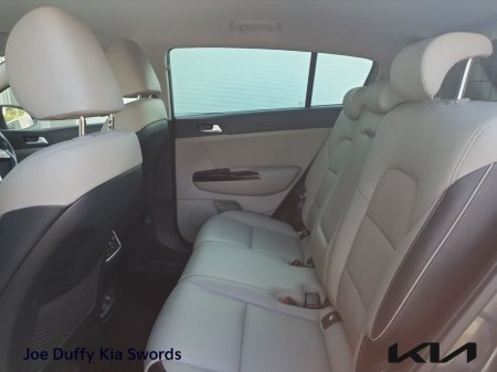 2021 Kia Sportage - photo 10