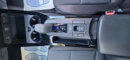 2025 Toyota Prius - photo 8