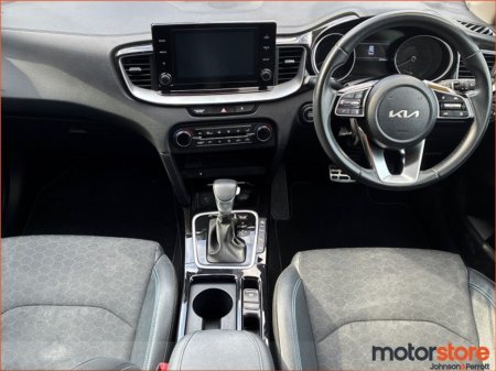 2023 Kia XCeed - photo 4