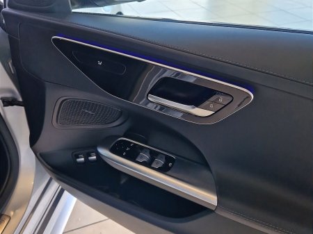2025 Mercedes-Benz C-Class - photo 24