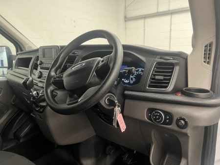 2023 Ford Transit - photo 9