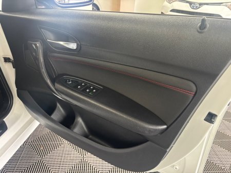 2015 BMW 1-Series - photo 6