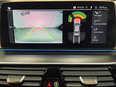 2022 BMW 5-Series - photo 18
