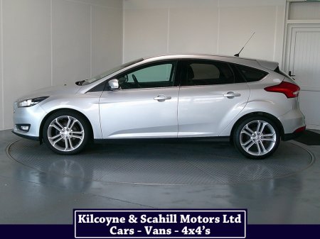 2017 Ford Focus - photo 4
