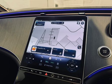 2025 Mercedes-Benz EQE - photo 13