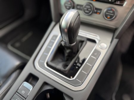 2018 Volkswagen Passat - photo 33