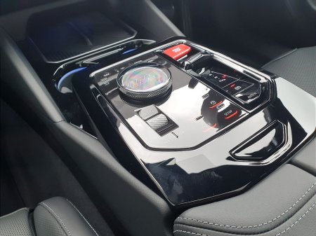 2026 BMW M5 - photo 10