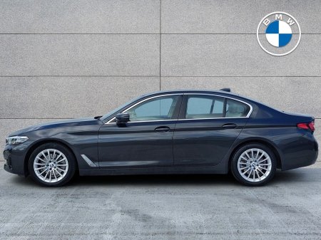 2021 BMW 5-Series - photo 3