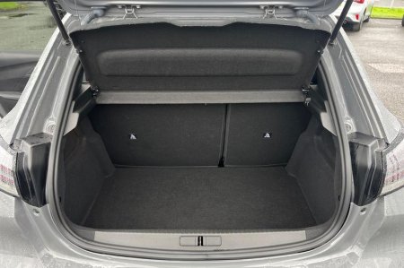 2024 Peugeot 208 - photo 21