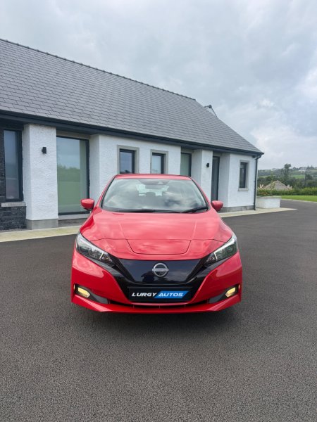 2022 Nissan Leaf - photo 2