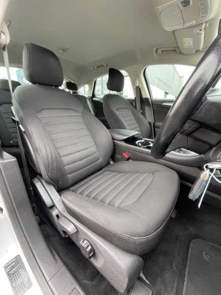 2015 Ford Mondeo - photo 6