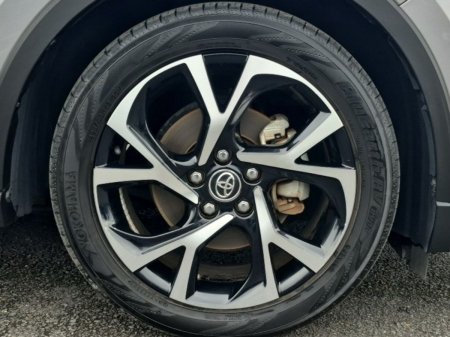 2019 Toyota C-HR - photo 10