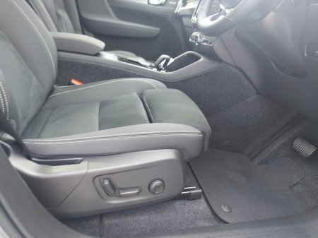 2026 Volvo EX40 - photo 25
