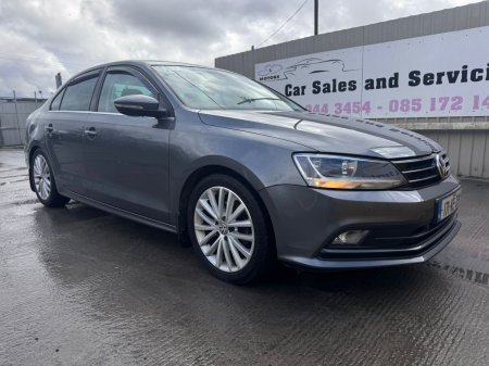2017 Volkswagen Jetta - photo 3