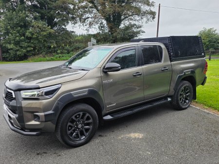 2023 Toyota Hilux - photo 4