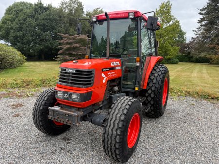 2003 Kubota M5700 - photo 3