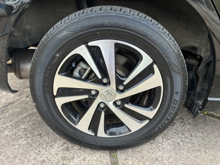 2019 Honda Freed - photo 2