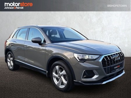 2023 Audi Q3 35 TDI 150HP S Tronic SE with Comfort Pack - 1 Owner