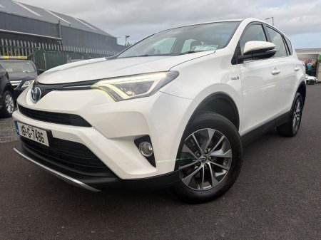 2016 Toyota RAV4 - photo 2