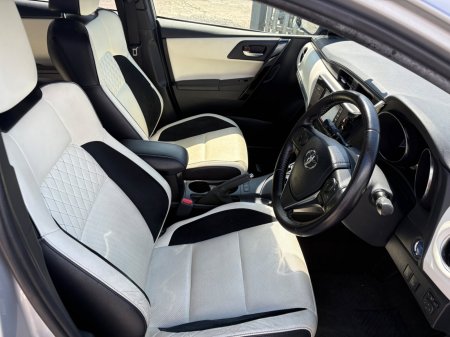 2017 Toyota Auris - photo 9