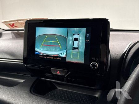2025 Toyota Yaris - photo 21
