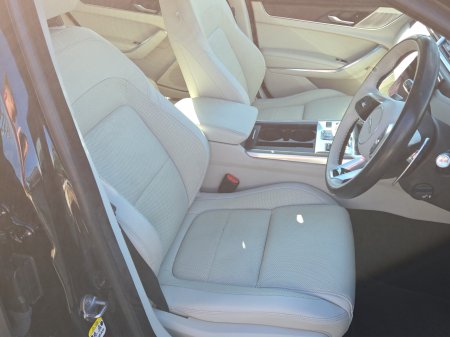 2021 Jaguar XF - photo 11