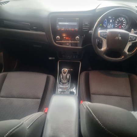 2020 Mitsubishi Outlander - photo 15