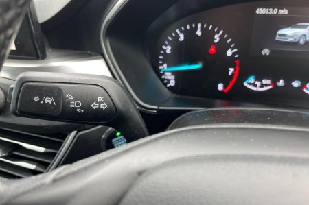 2018 Ford Focus - photo 14
