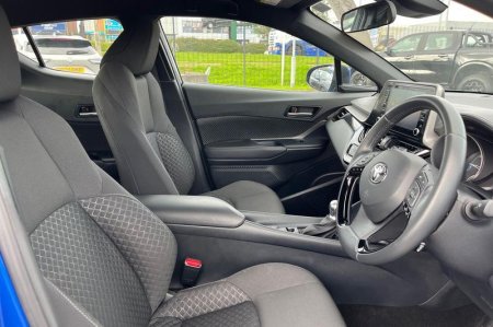 2022 Toyota C-HR - photo 17