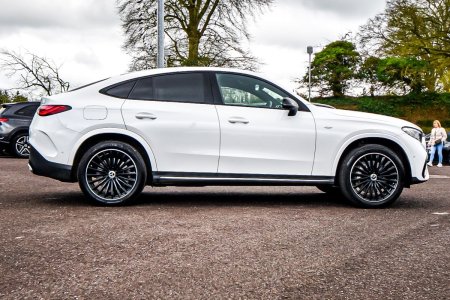 2025 Mercedes-Benz GLC - photo 3