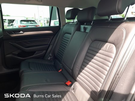 2022 Volkswagen Passat - photo 7