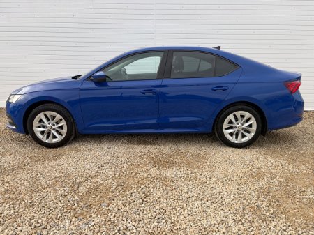 2023 Skoda Octavia - photo 3