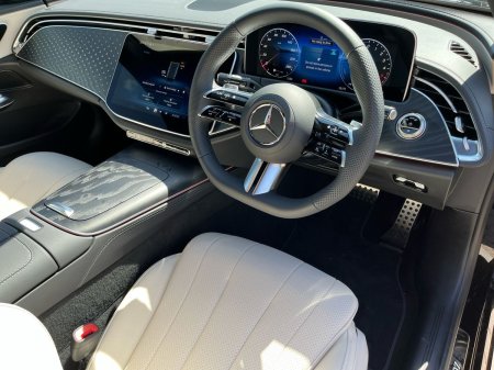 2025 Mercedes-Benz E-Class - photo 8