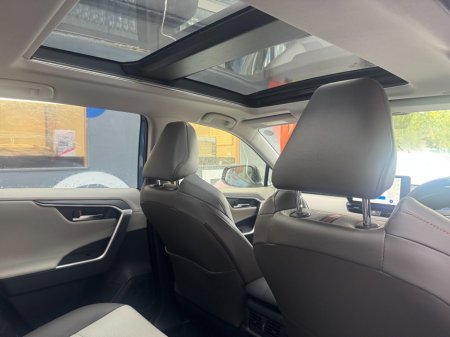 2025 Toyota RAV4 - photo 17