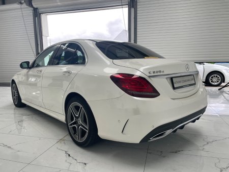 2019 Mercedes-Benz 220 - photo 6