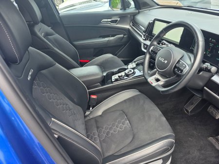 2025 Kia Sportage - photo 18