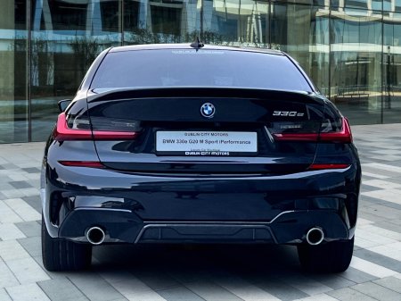 2022 BMW 3-Series - photo 6