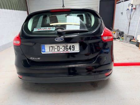 2017 Ford Focus - photo 8