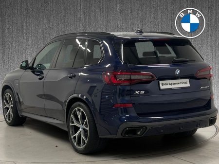 2021 BMW X5 - photo 2