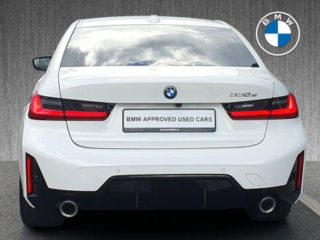 2025 BMW 3-Series - photo 15