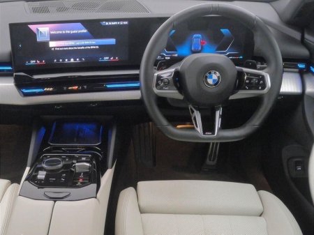 2024 BMW 5-Series - photo 5